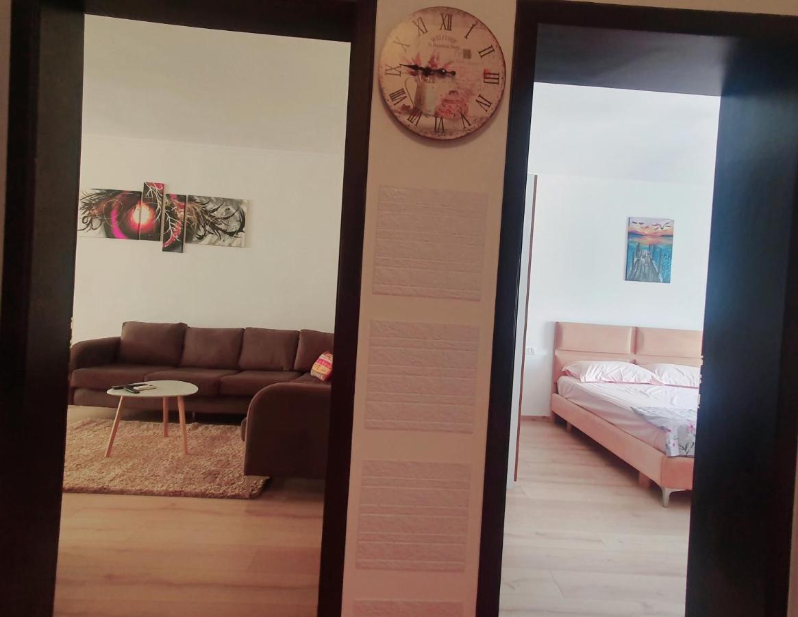 Apartment In The Heart Of Tirana , Bllok Luaran gambar