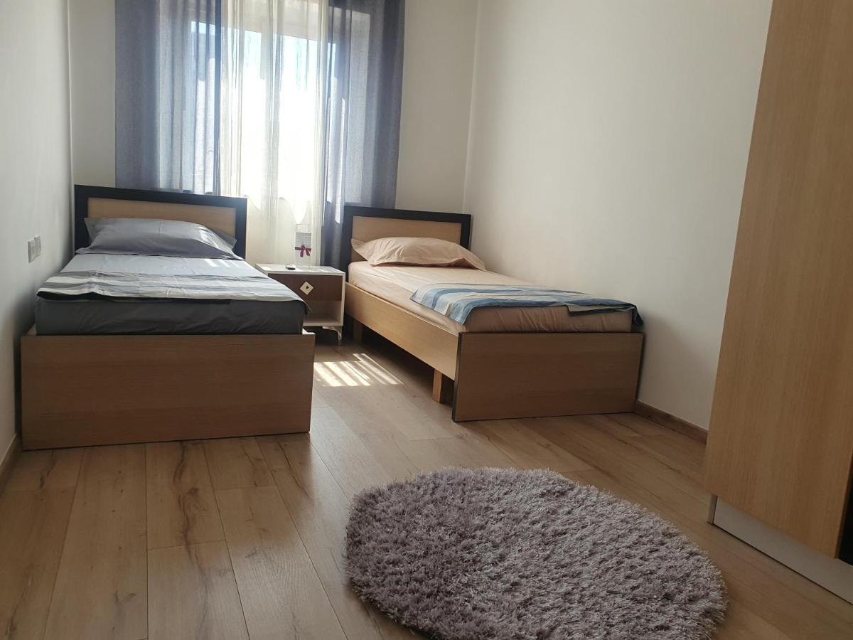 Apartment In The Heart Of Tirana , Bllok Luaran gambar
