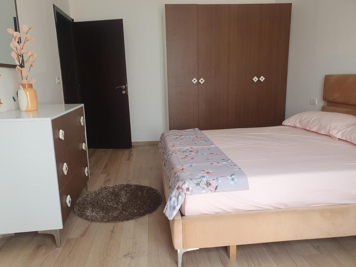Apartment In The Heart Of Tirana , Bllok Luaran gambar